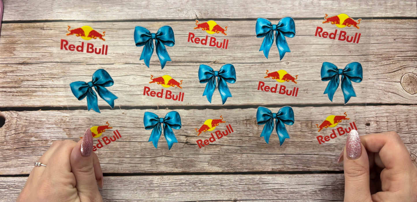 Blue bows drink