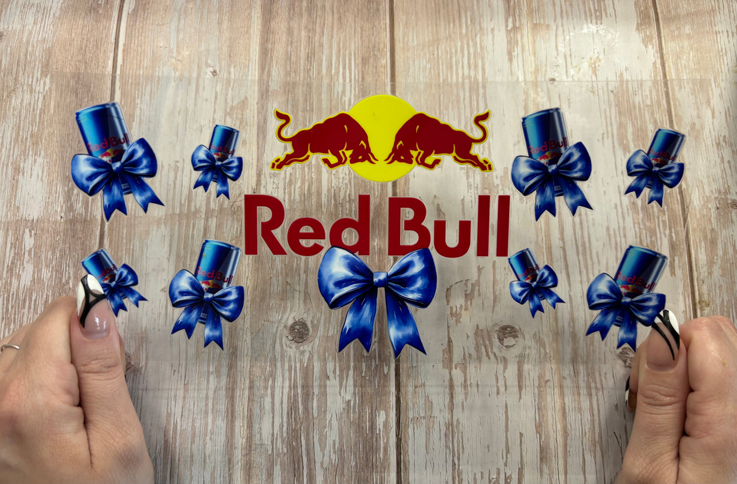 Blue bow drink