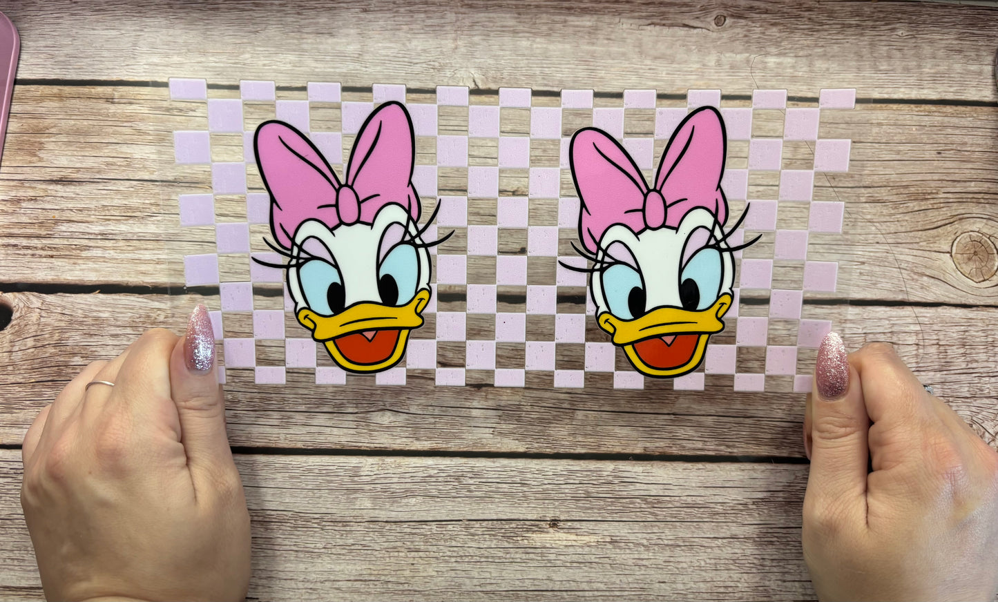 Eyelash duck