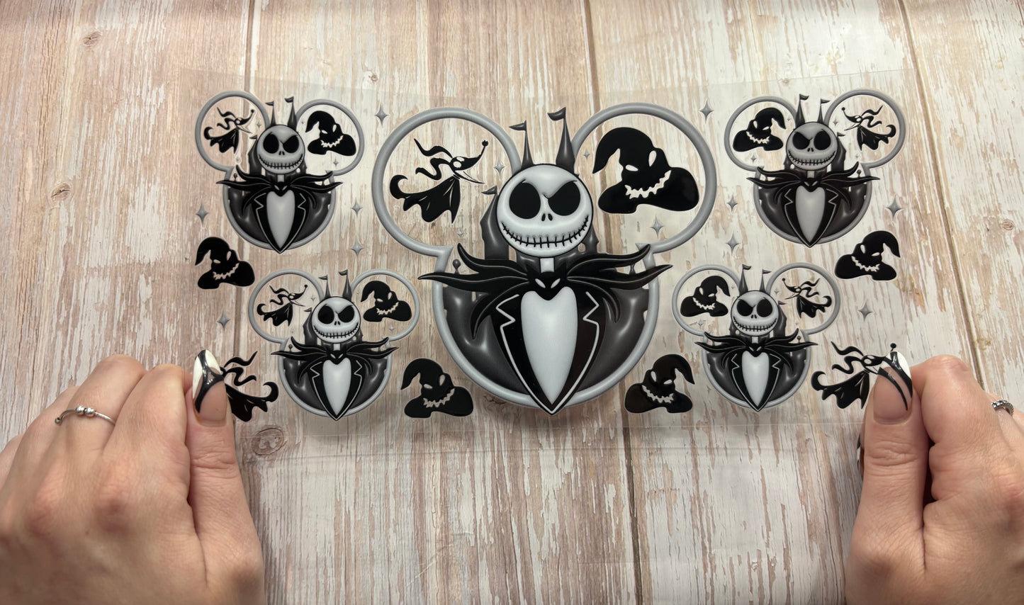 Black white skellington