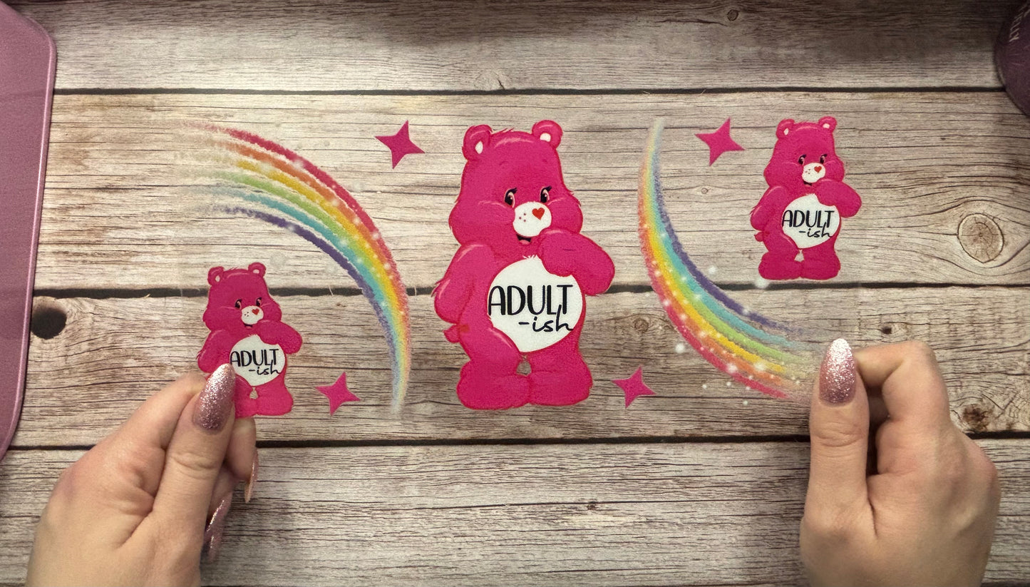 Adultish bear