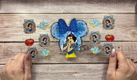 Blue bow princess