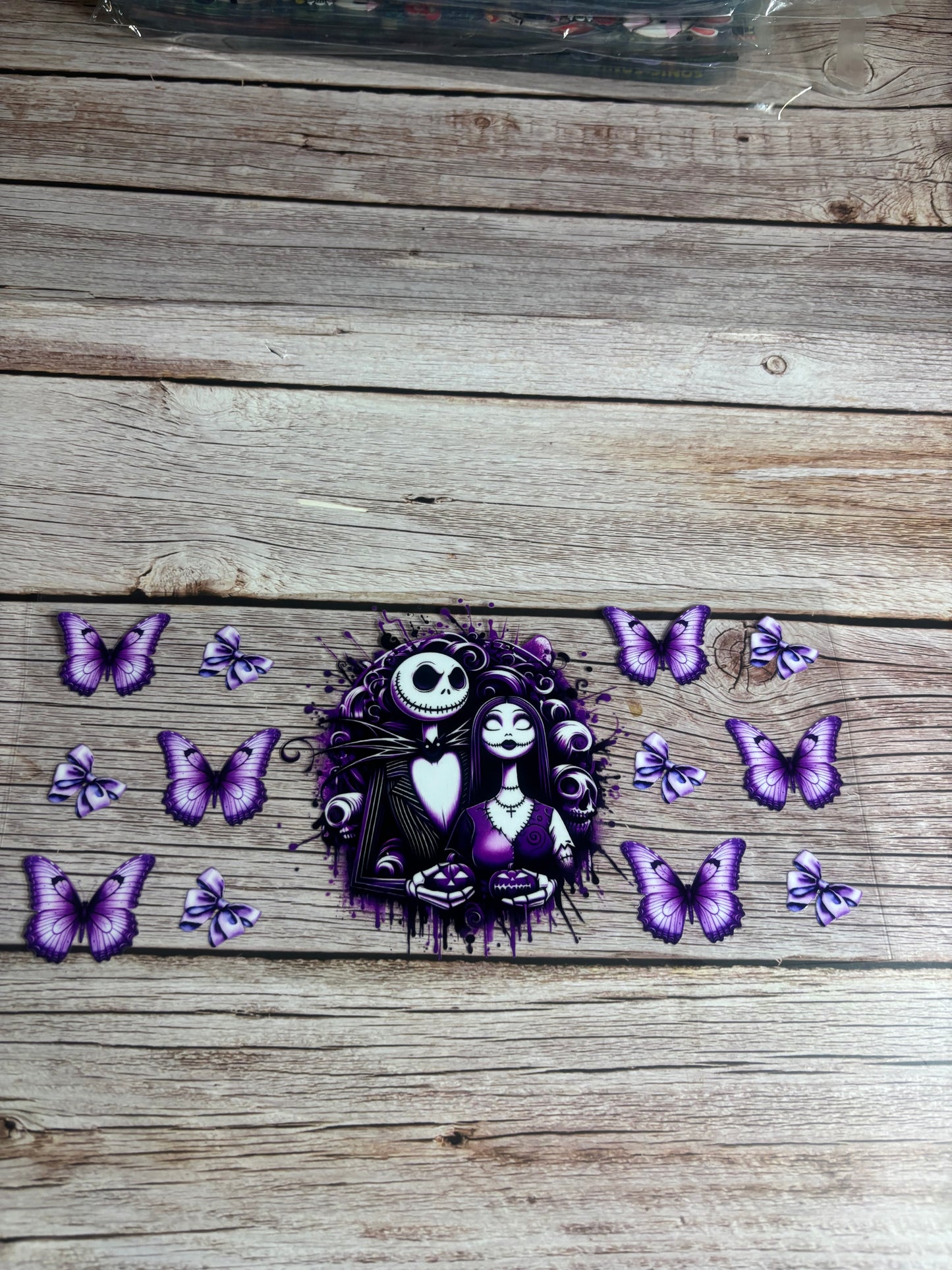 Purple pumpkin king couple