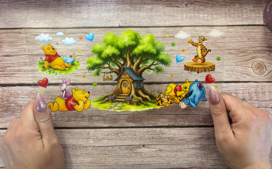 Tree house animals