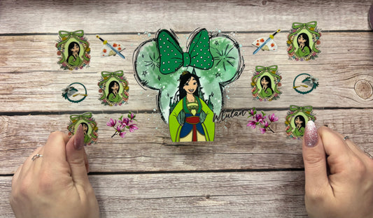 Green bow princess