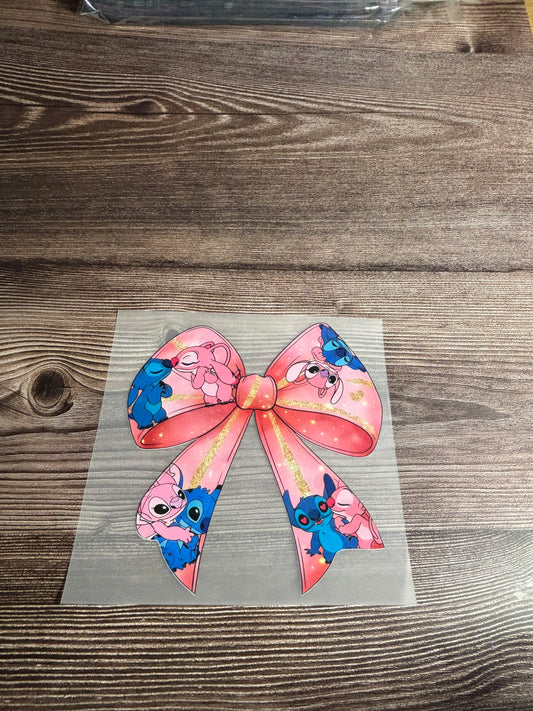Pink bow aliens