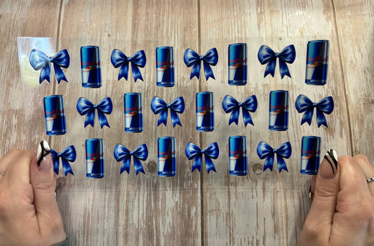 Blue bows and drinks